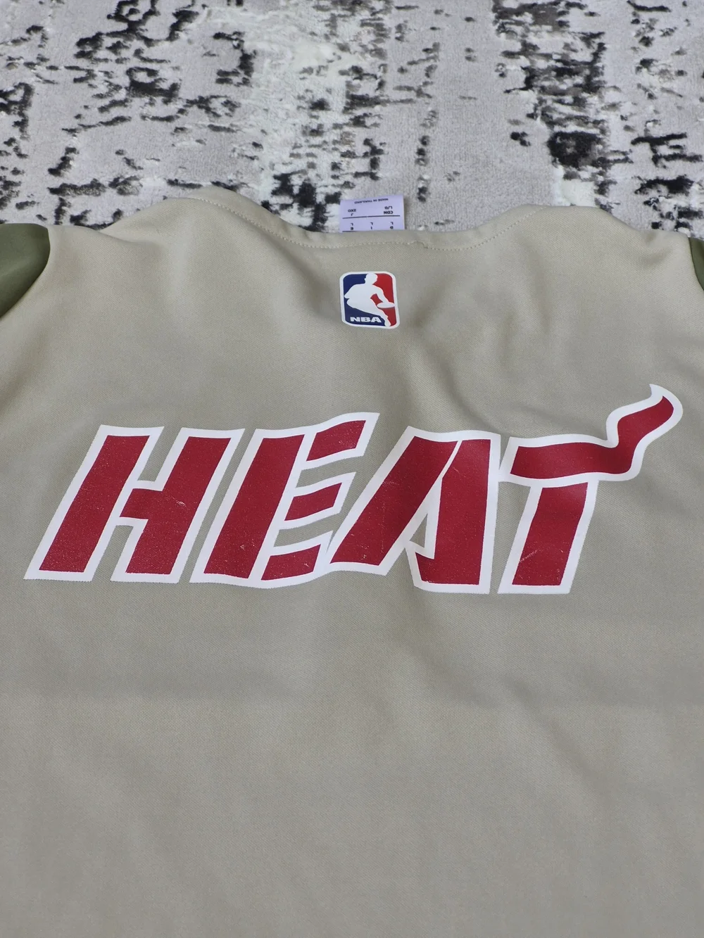 RARE 💥Miami Heat NBA Adidas Home USA Army Long Sleeve Warm Up Jersey Size L